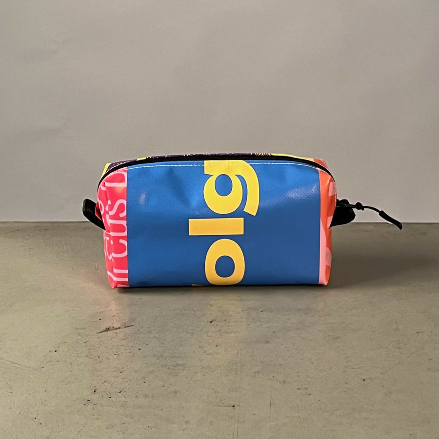 Etui | Gemaakt van een oude festivalbanner